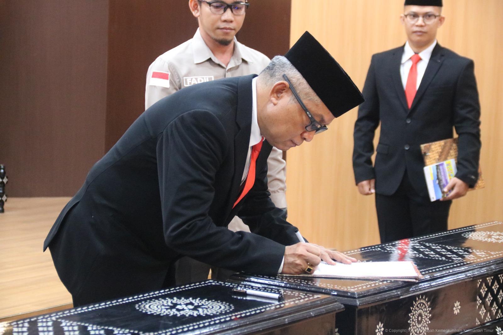 8asasa