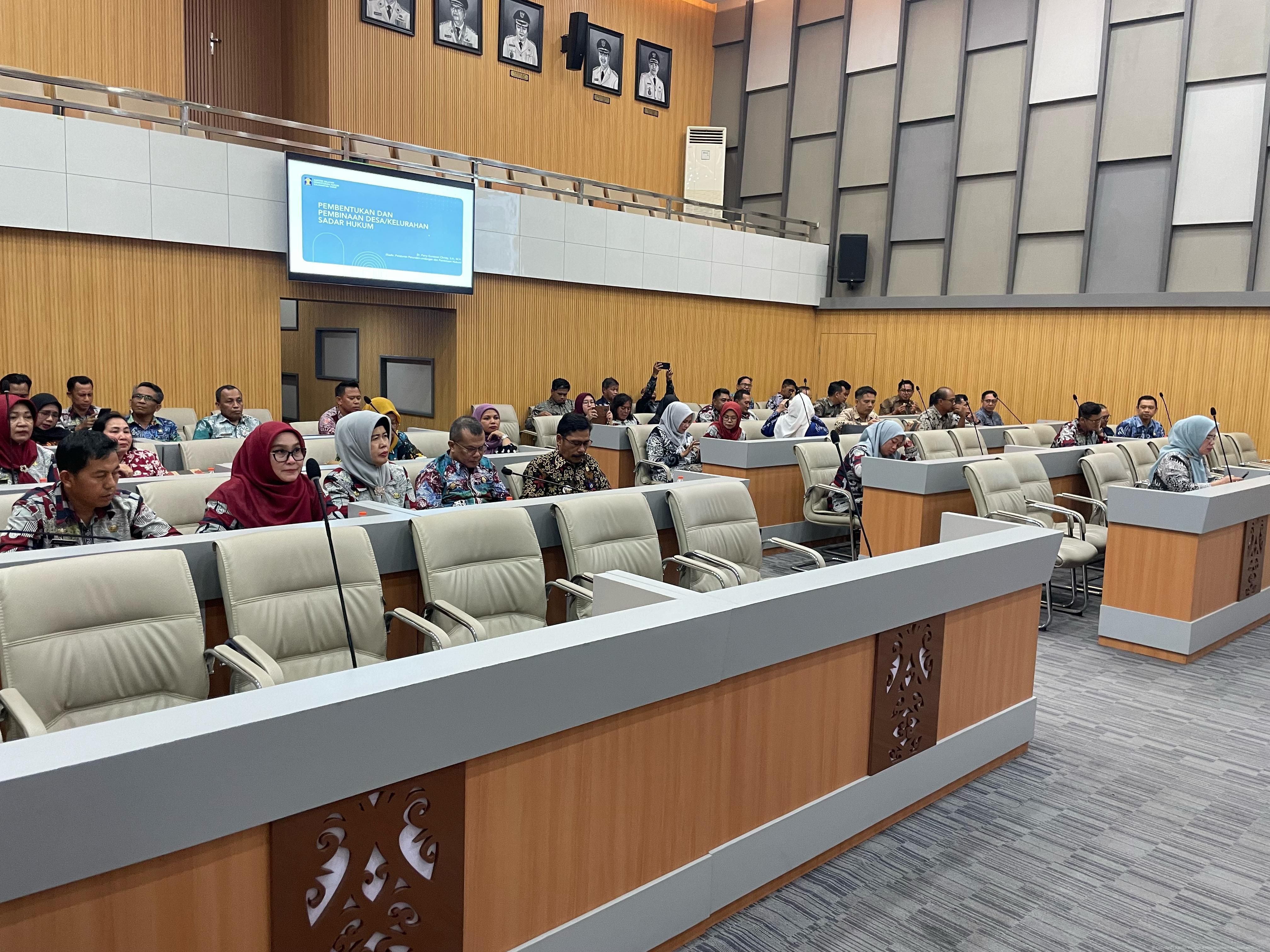 2. Sosialisasi Paralegal Pemkot