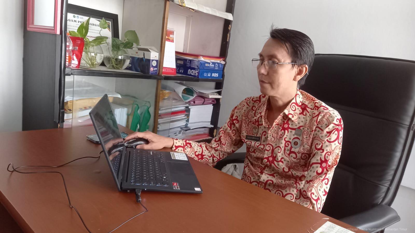 3. berita