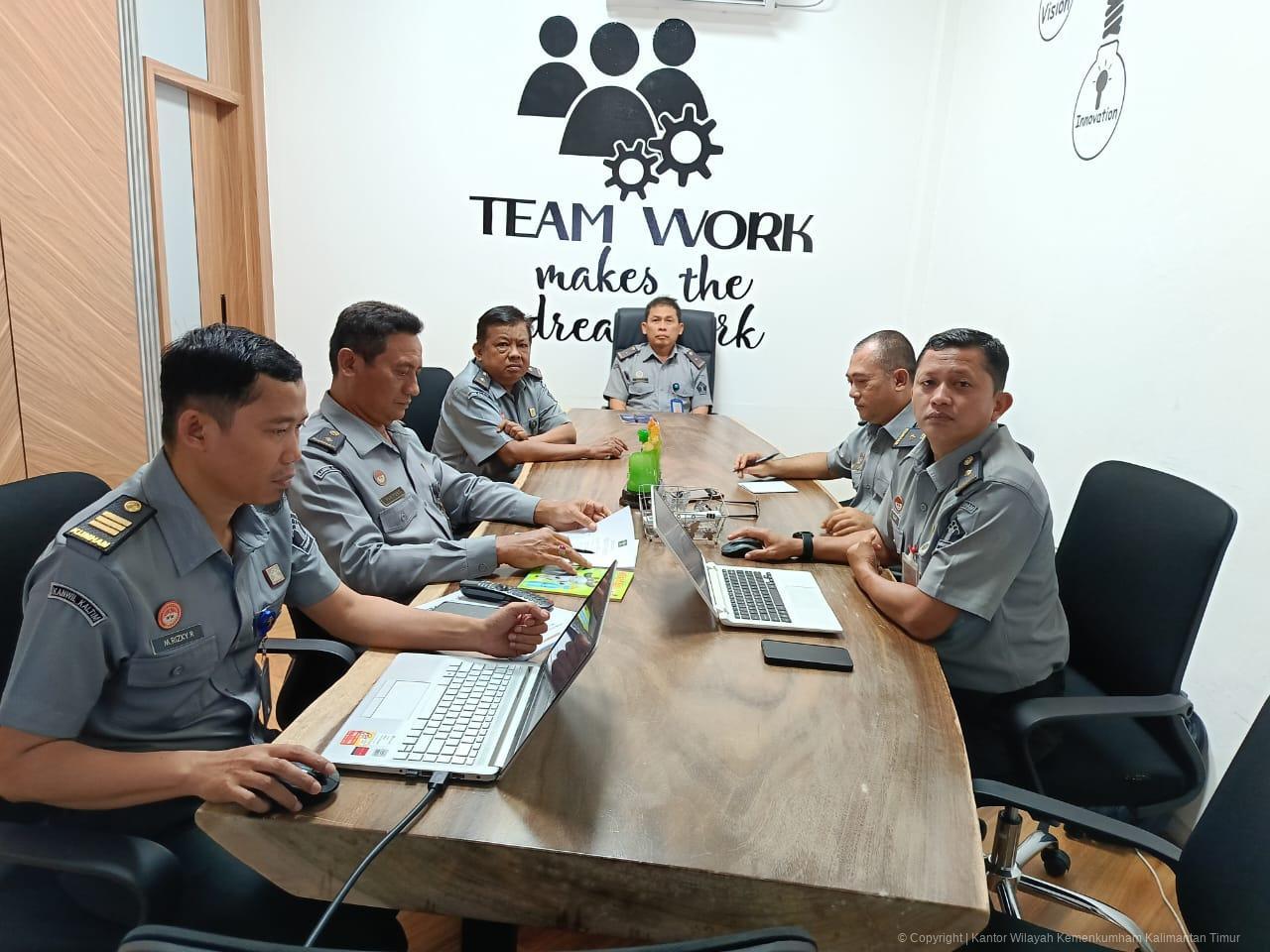 1. Rapat Tim SipKumham