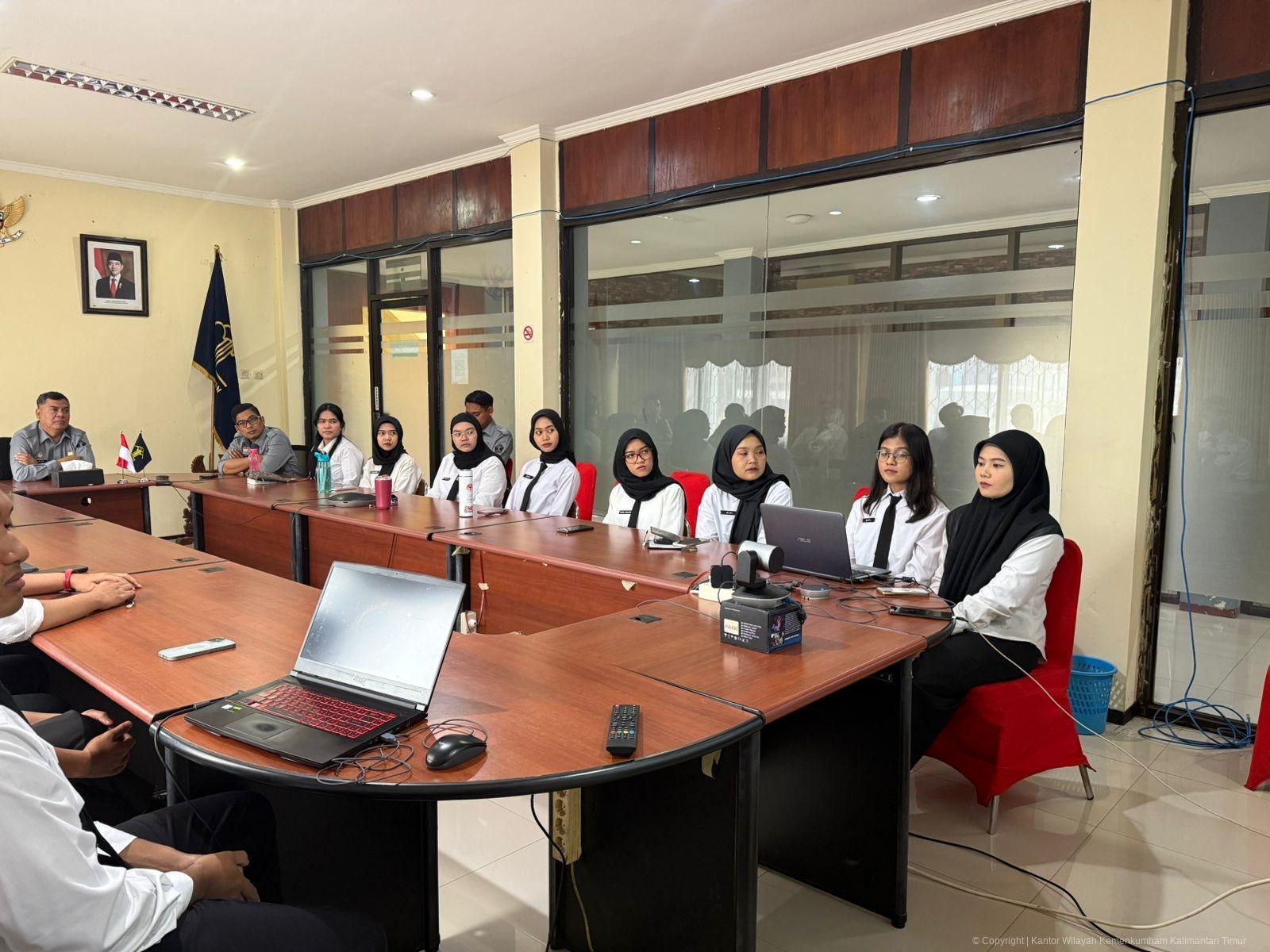 72d48b96 aa5c 4d59 b92a 99ad0dd5a650