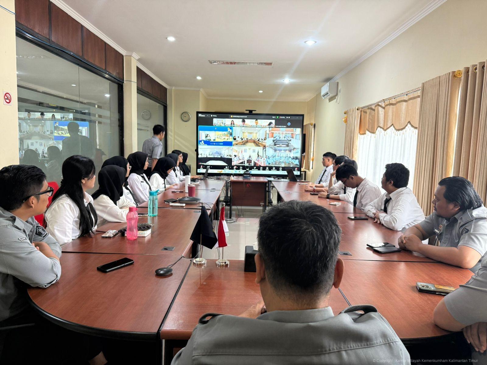 eb00b814 aa42 42a2 bb0c 18abcd9a94b5