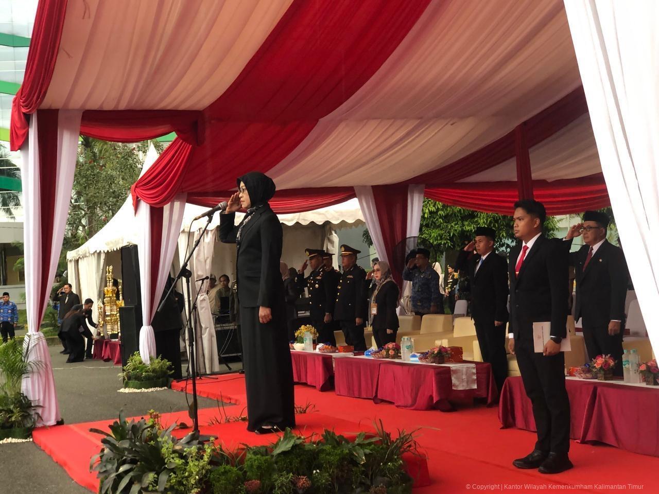 5cd3f348 931e 472d 857a 2577fd6fb983