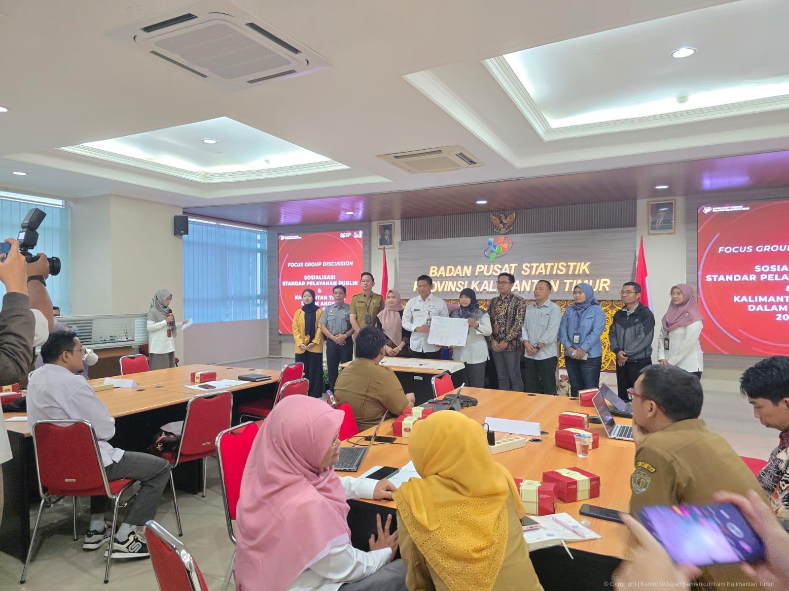 Sinergi Lintas Instansi, Kemenkum Kaltim Ikuti FGD Standar Pelayanan Publik