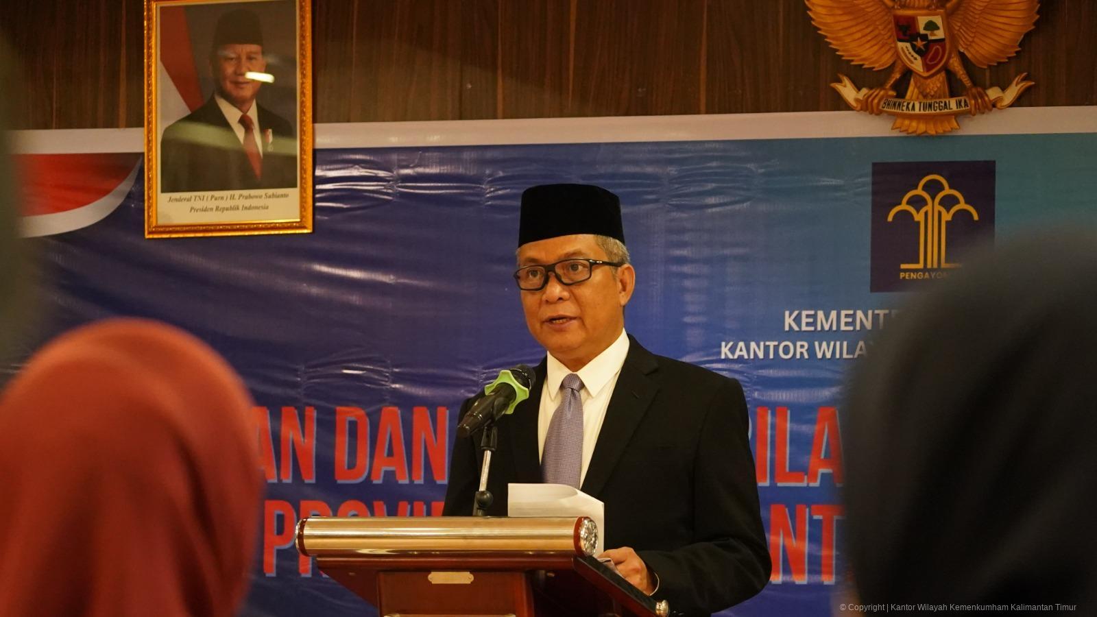 1. Pelantikan Notaris