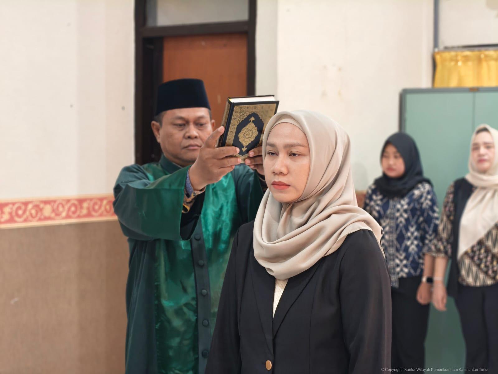 1. Pelantikan Notaris Pengganti