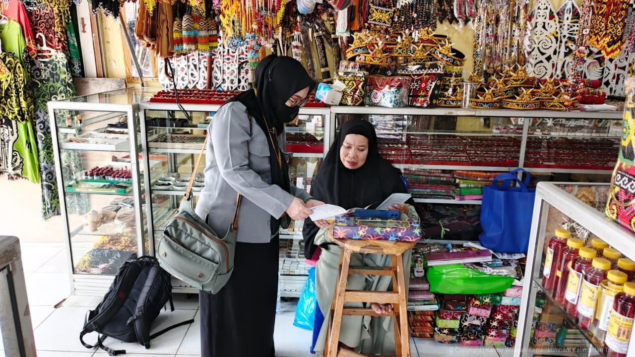 Edukasi KI di Citra Niaga, Kemenkum Kaltim Himbau Pedagang Lindungi Merek Usaha