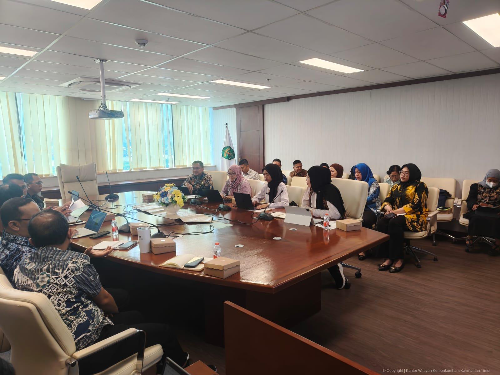 4. Harmon Rapergub Kaltim