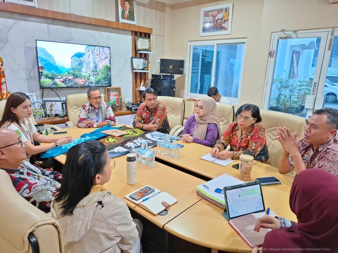 3. Dorong Batik Putik Jadi IG