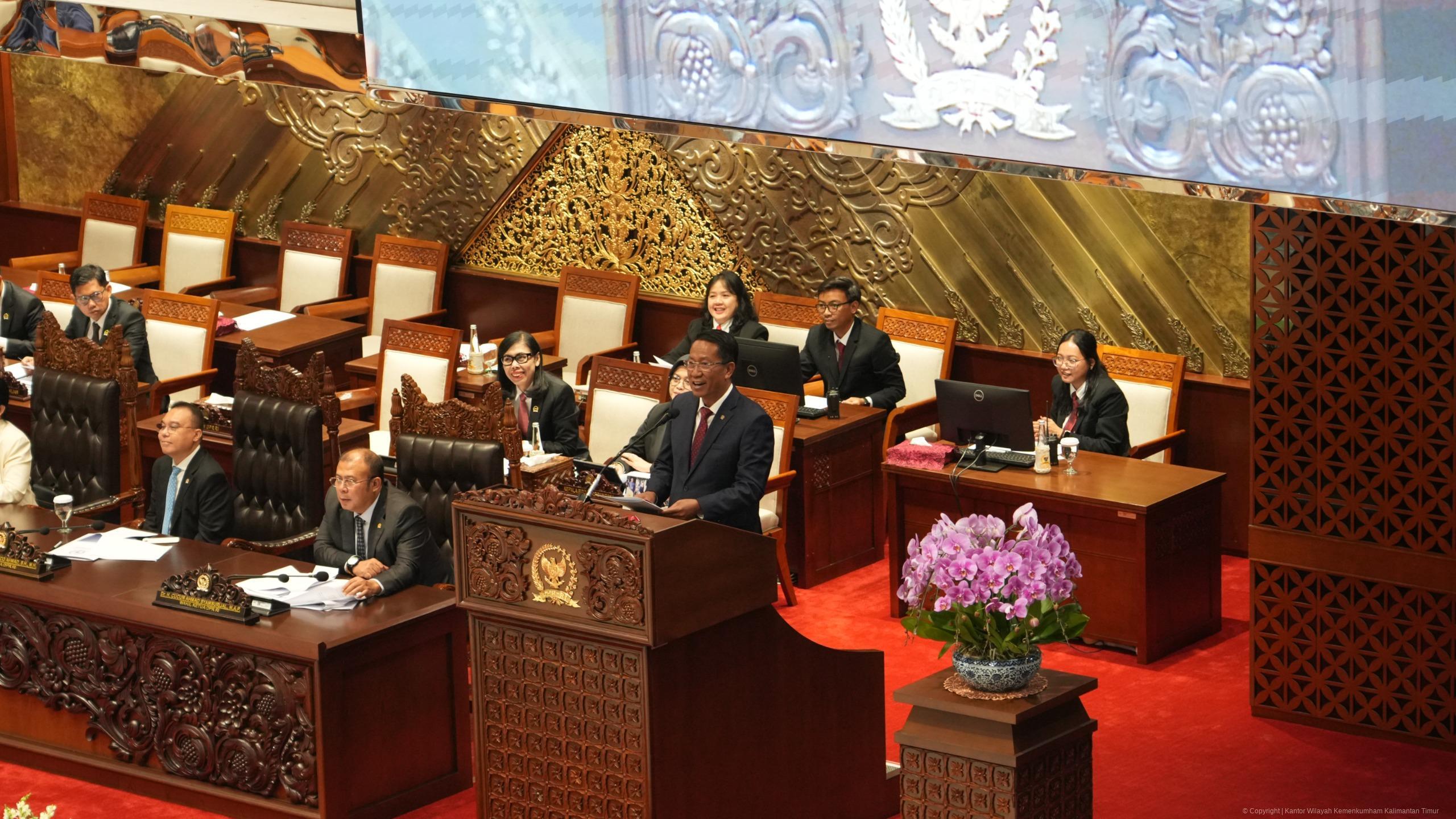 1. Pengesahan UU PPRT